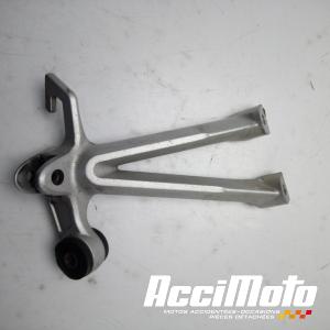 Platine repose-pied arrière (droit) SUZUKI GSXR 1000