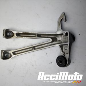 Platine repose-pied arrière (droit) SUZUKI GSXR 1000