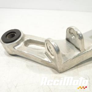 Platine repose-pied arrière (droit) YAMAHA R6 YZF600