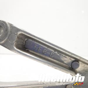 Platine repose-pied arrière (droit) YAMAHA R6 YZF600