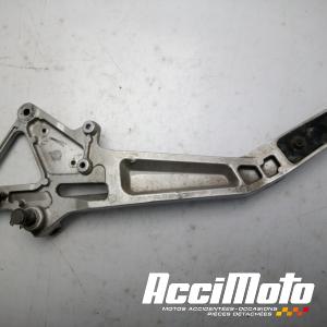 Platine repose-pieds (droit) HONDA HORNET CB600F