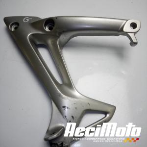 Platine repose-pied arrière (gauche) HONDA VFR800 VTEC