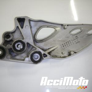 Platine repose-pied avant (gauche) SUZUKI GSXR 1340 HAYABUSA