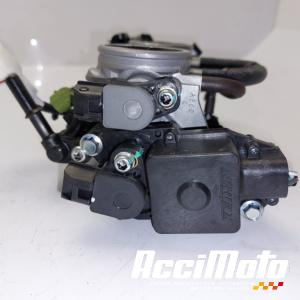 Rampe d'injection (moteur) KAWASAKI Z 650