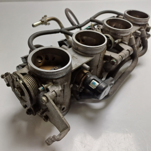 Rampe d'injection (moteur) SUZUKI GSXR 1000