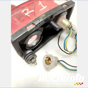 Feu arrière YAMAHA R1 YZF1000