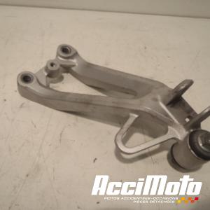 Platine repose-pied arrière (droit) HONDA CBR600F