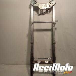 Boucle arri&egrave;re de cadre HONDA CBR600F