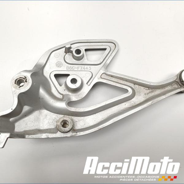 Pièce Moto Platine repose-pied avant (droit) YAMAHA MT 125