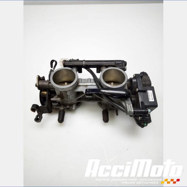 Pièce Moto Rampe d'injection (moteur) KAWASAKI ER6 N