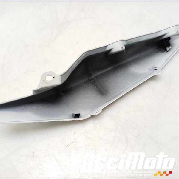 Part Motor bike Coque arrière (droite) YAMAHA XJ6F DIVERSION
