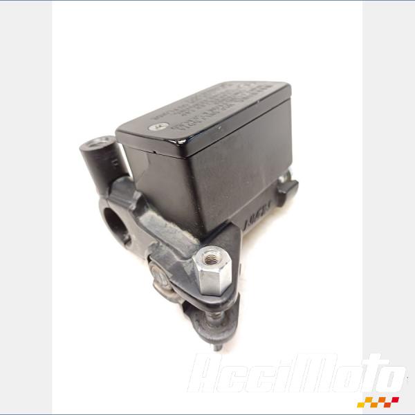 Pièce Moto Maître cylindre de frein avant SUZUKI V-STROM DL650