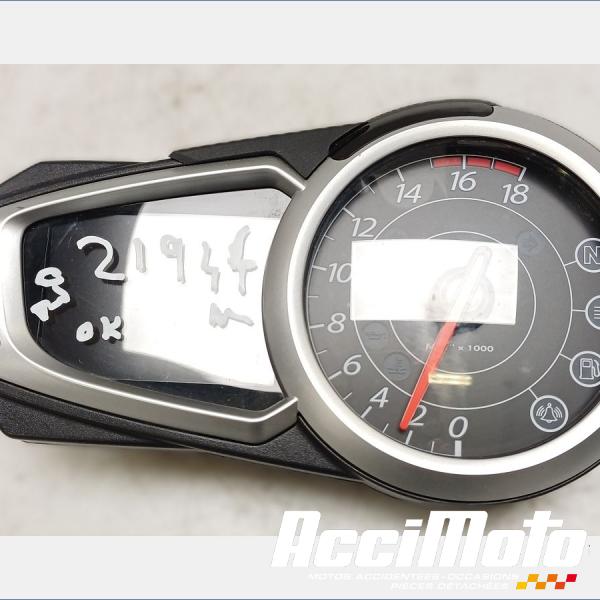 Part Motor bike Compteur (tableau de bord) TRIUMPH DAYTONA 675