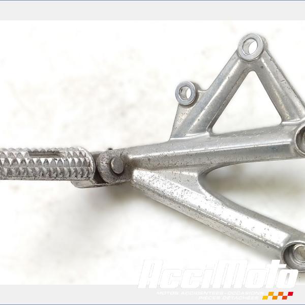 Part Motor bike Platine repose-pied avant (droit) TRIUMPH DAYTONA 675