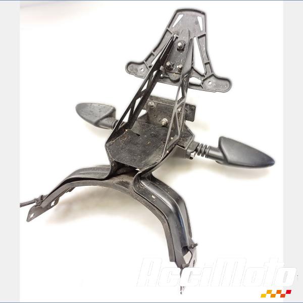 Pièce Moto Support plaque d'immat./bavette arr TRIUMPH DAYTONA 675