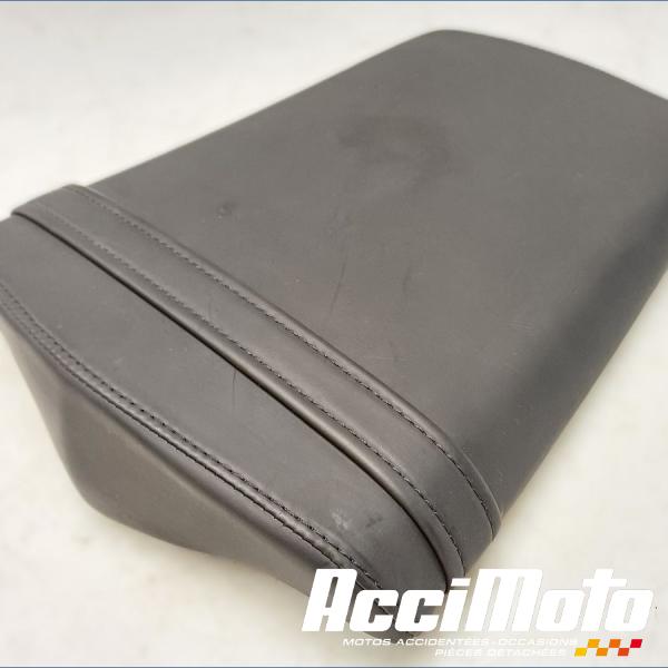 Part Motor bike Selle passager TRIUMPH DAYTONA 675