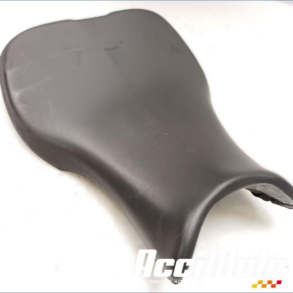 Pièce Moto Selle pilote TRIUMPH DAYTONA 675
