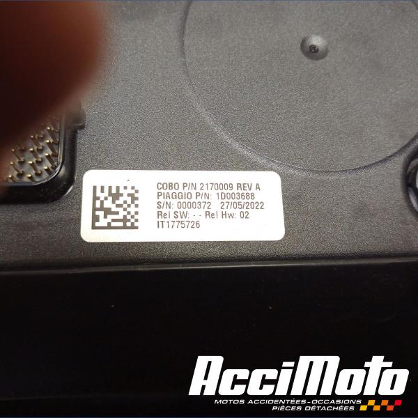 Pièce Moto Compteur (tableau de bord) PIAGGIO MP3 400 HPE