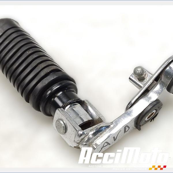 Pièce Moto Repose-pied avant (droit) HONDA CM125
