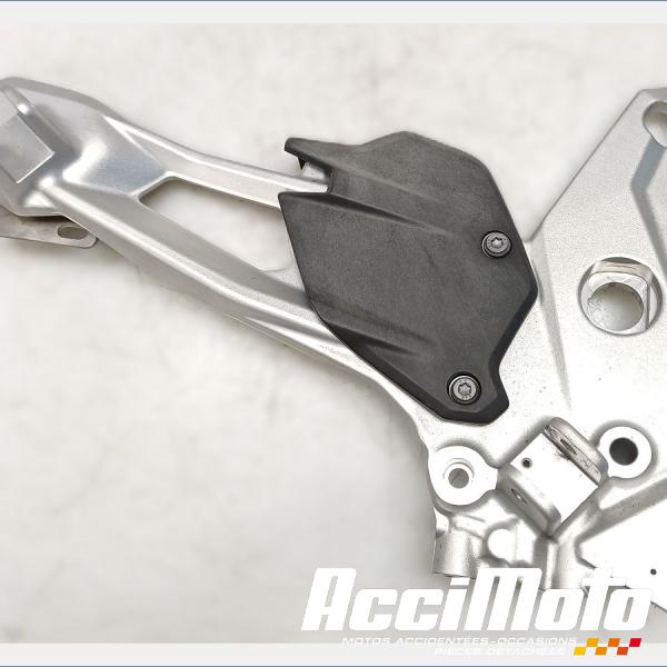Part Motor bike Platine repose-pieds (droit) BMW F900 XR 