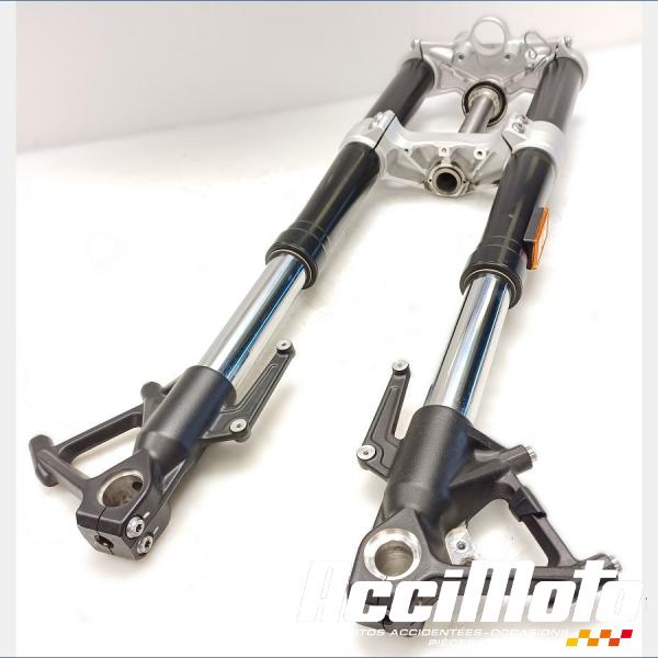 Pièce Moto Fourche complète BMW F900 XR 