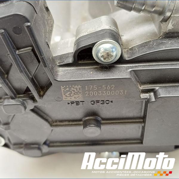 Part Motor bike Rampe d'injection (moteur) BMW F900 XR 