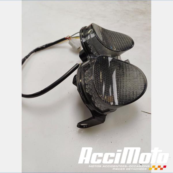 Pièce Moto Feu arrière YAMAHA XJR 1300