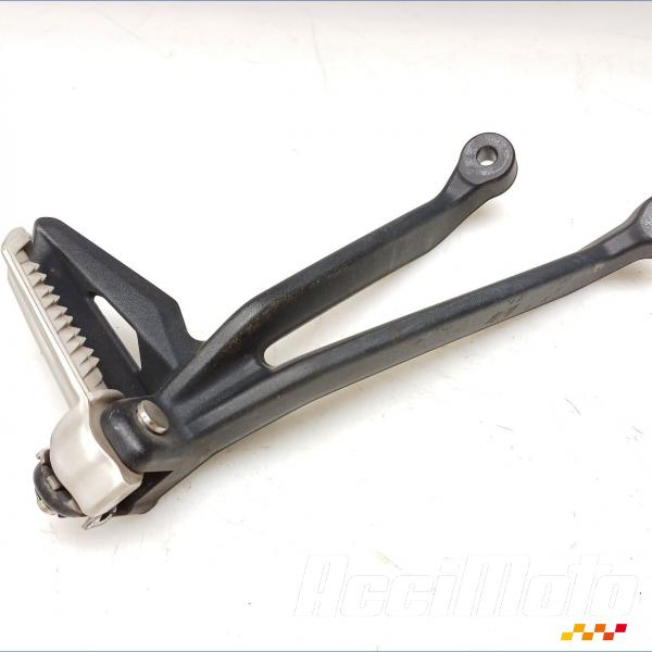 Pièce Moto Platine repose-pied arrière (droit) TRIUMPH STREET TRIPLE 765 RS