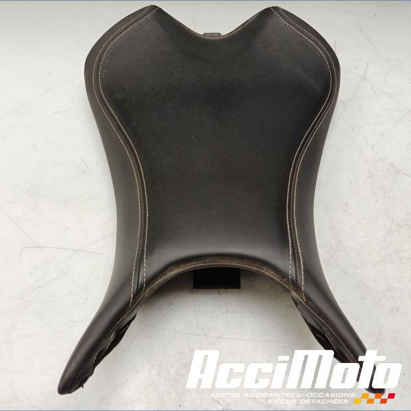 Pièce Moto Selle pilote TRIUMPH STREET TRIPLE 765 RS