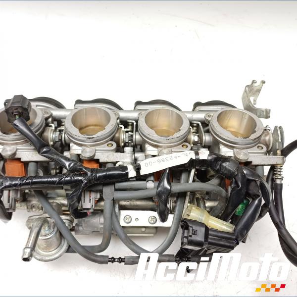Part Motor bike Rampe d'injection (moteur) YAMAHA R6 YZF600