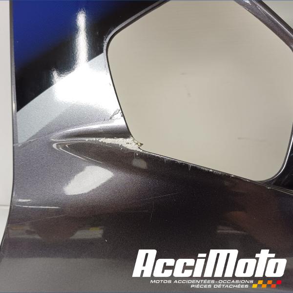 Pièce Moto Demi sabot (droit) YAMAHA R6 YZF600