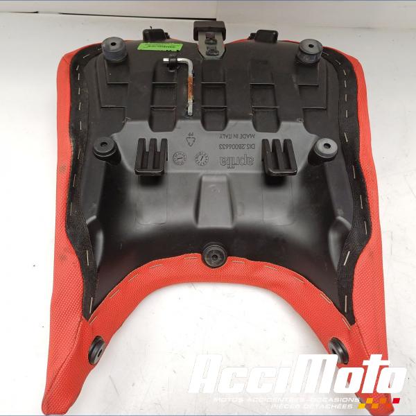 Pièce Moto Selle pilote APRILIA RS 660