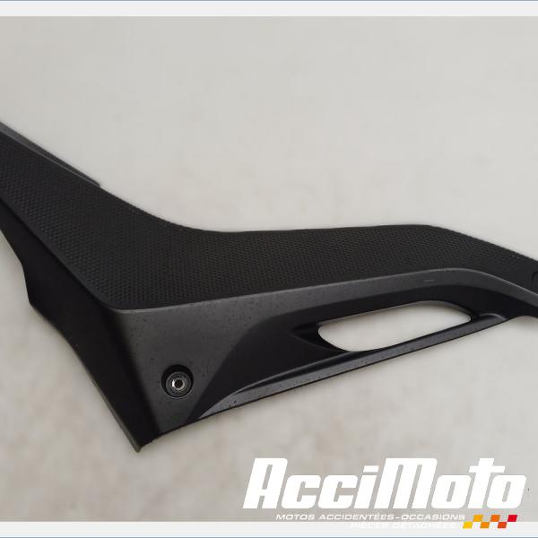 Pièce Moto Cache sous selle (droit) YAMAHA YZF-R 125