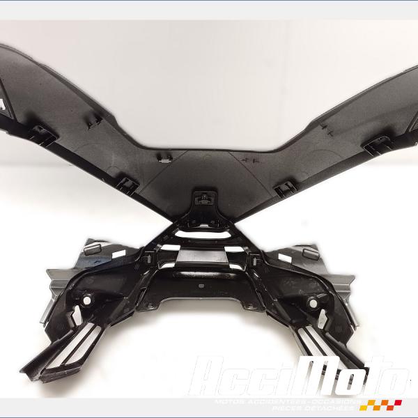 Pièce Moto Entourage de phare HONDA NT 1100