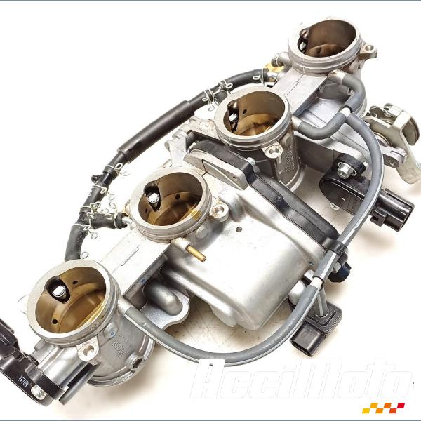 Part Motor bike Rampe d'injection (moteur) YAMAHA R1 YZF1000