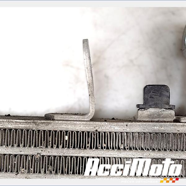 Pièce Moto Radiateur d'huile YAMAHA R1 YZF1000
