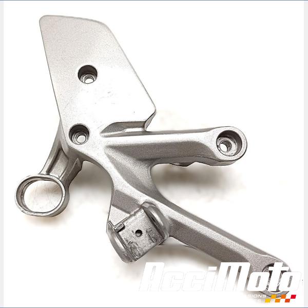 Pièce Moto Platine repose-pied avant (droit) HONDA CB1000R