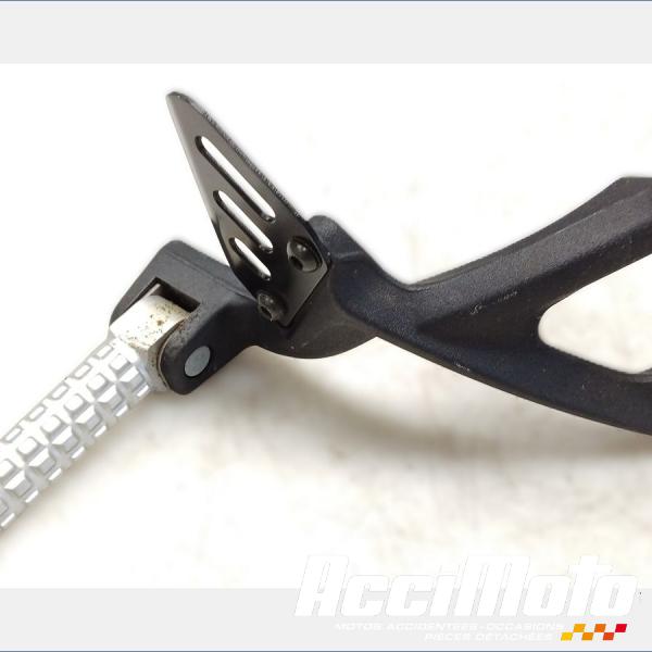 Pièce Moto Platine repose-pied arrière (droit) APRILIA TUONO 1100