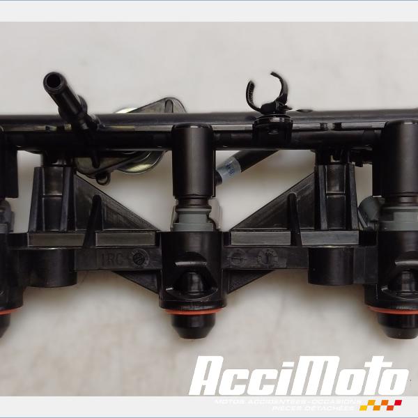 Part Motor bike RAMPE INJECTION (BOITE A AIR) YAMAHA MT-09