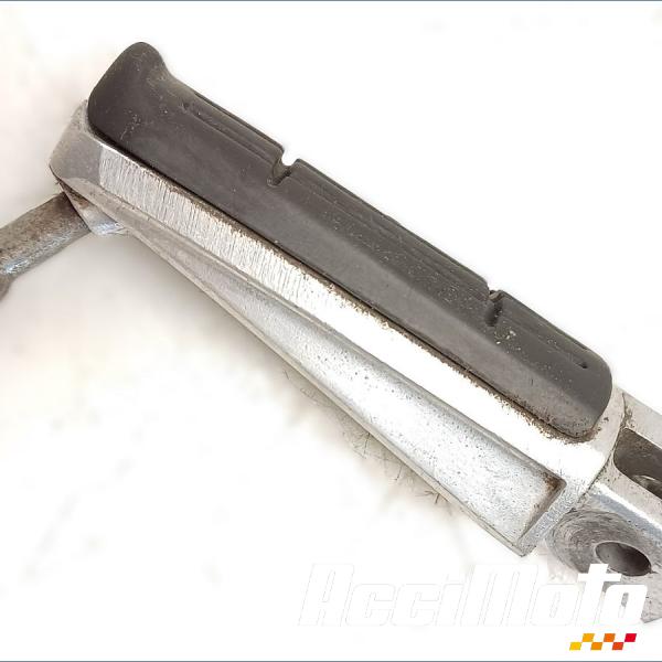 Pièce Moto Repose-pied avant (gauche) YAMAHA FZ6 N
