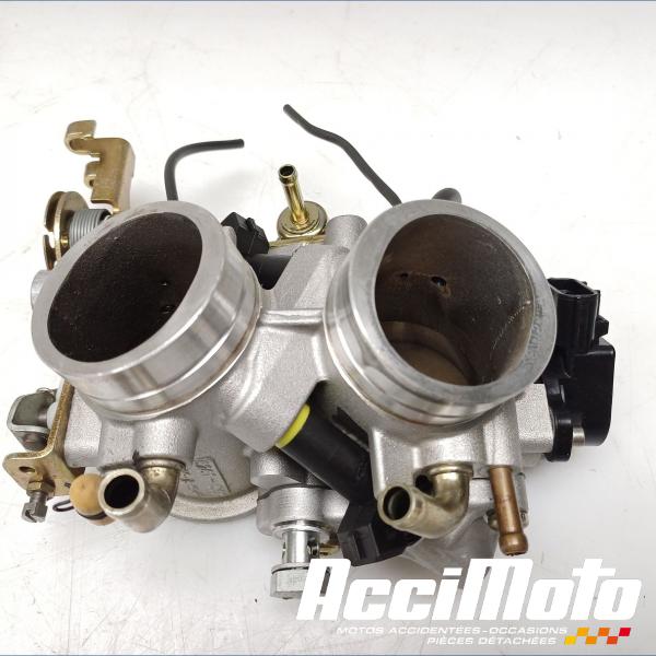 Part Motor bike Rampe d'injection (moteur) APRILIA TUONO RSV1000