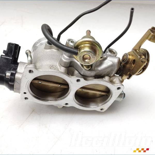 Part Motor bike Rampe d'injection (moteur) APRILIA TUONO RSV1000