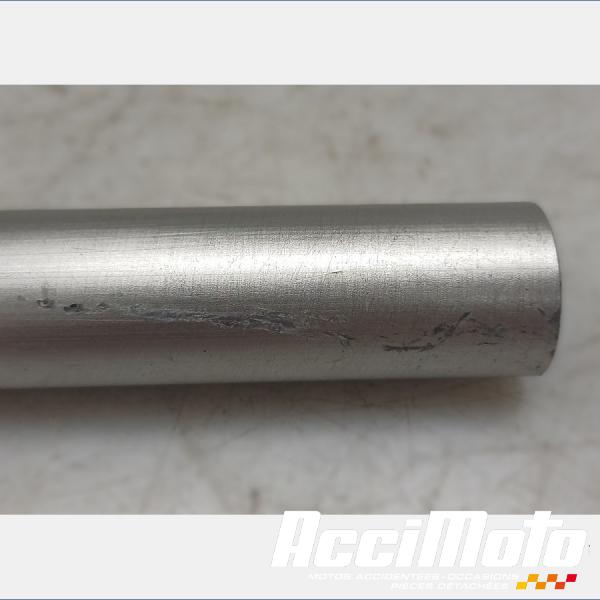 Pièce Moto Demi guidon (gauche) YAMAHA R6 YZF600