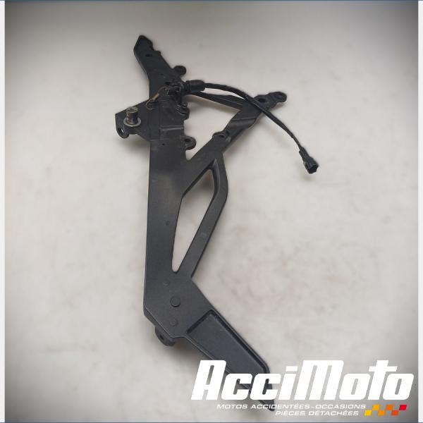 Pièce Moto Platine repose-pieds (droit) KAWASAKI ER6 N
