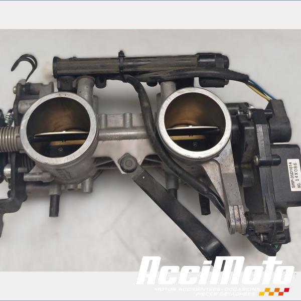 Pièce Moto Rampe d'injection (moteur) KAWASAKI ER6 N