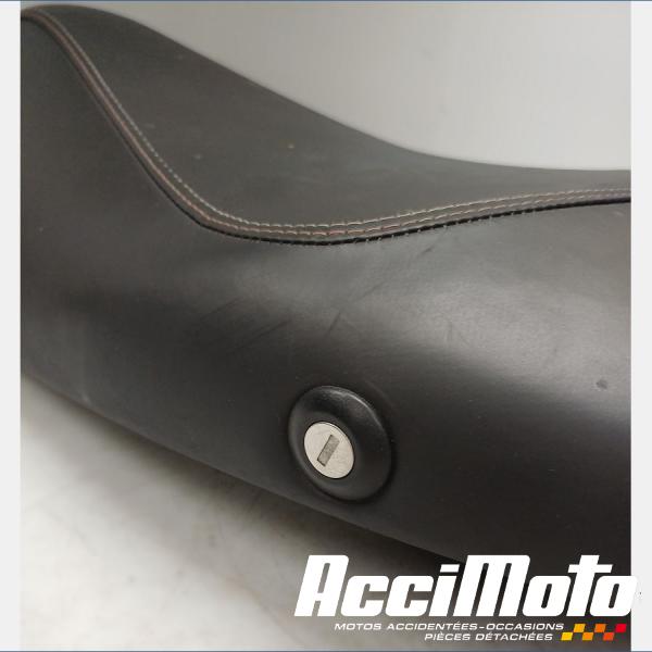 Pièce Moto Selle (origine) PEUGEOT KISBEE 50
