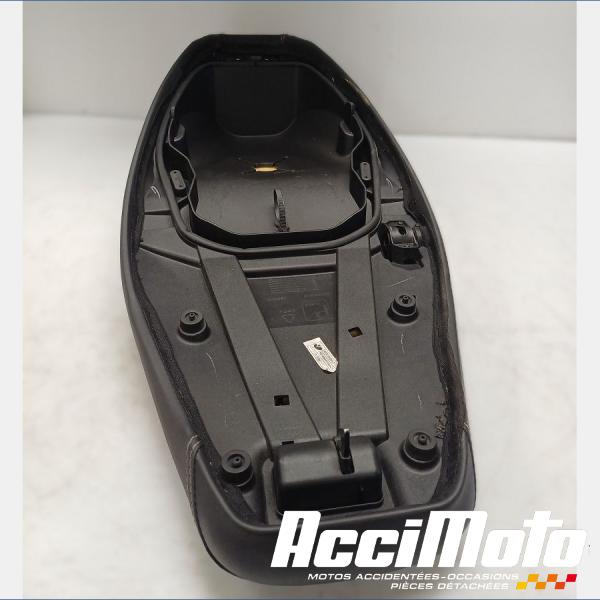 Pièce Moto Selle (origine) PEUGEOT KISBEE 50