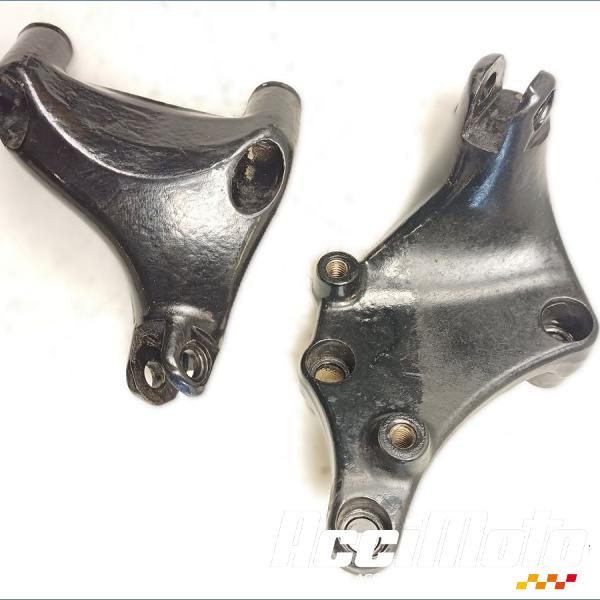 Pièce Moto PLATINE REPOSE PIED ARR(LA PAIRE) HARLEY DAVIDSON SPORTSTER XL1200CX ROADSTER