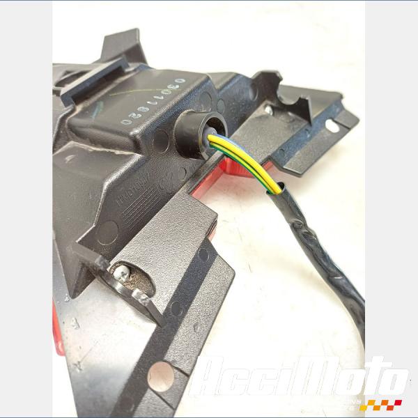 Pièce Moto Feu arrière APRILIA TUONO 125