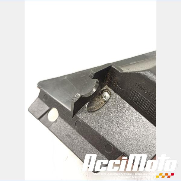 Pièce Moto Feu arrière APRILIA TUONO 125